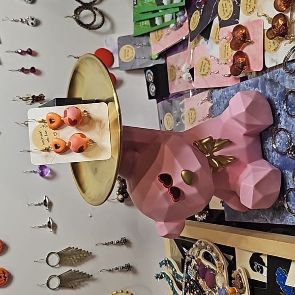 Cute Heart Earrings 🧡 - Picture 3 of 3